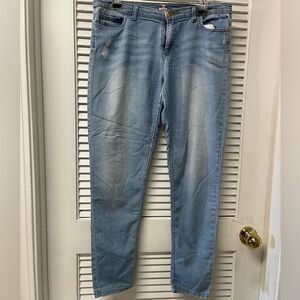 Juicy Couture 8 light wash